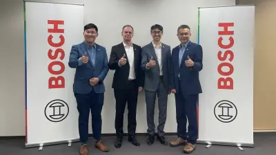 台灣博世經營團隊（由左至右）台灣博世智慧交通售後服務業務部總經理李添輝、台灣博世董事長暨執行董事石安德、台灣博世原廠汽車零件業務部總經理楊建新、台灣博世力士樂總經理陳俊隆