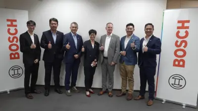 台灣博世經營團隊 (由左至右) 台灣博世原廠汽車零件業務部總經理楊建新、Bosch Sensortec台灣暨東南亞業務部總經理黃維祥、台灣博世力士樂總經理陳俊隆、台灣博世董事長石安德、台灣博世智慧交通售後服務業務部總經理李添輝，以及台灣博世電動工具業務部總經理賀文廣.