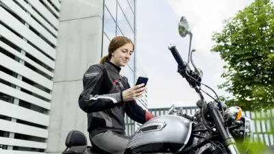 博世提供創新的先進騎士輔助系統、摩托車動力系統，以及全新電動與智慧聯網解決方案
