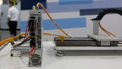 博世力士樂伺服驅動系統採用 ctrlX AUTOMATION 開放式平台架構，協助設備製造商打造智慧化自動設備